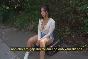 Kiều nữ say trong quán bar bị nhân viên đưa vào khách sạn