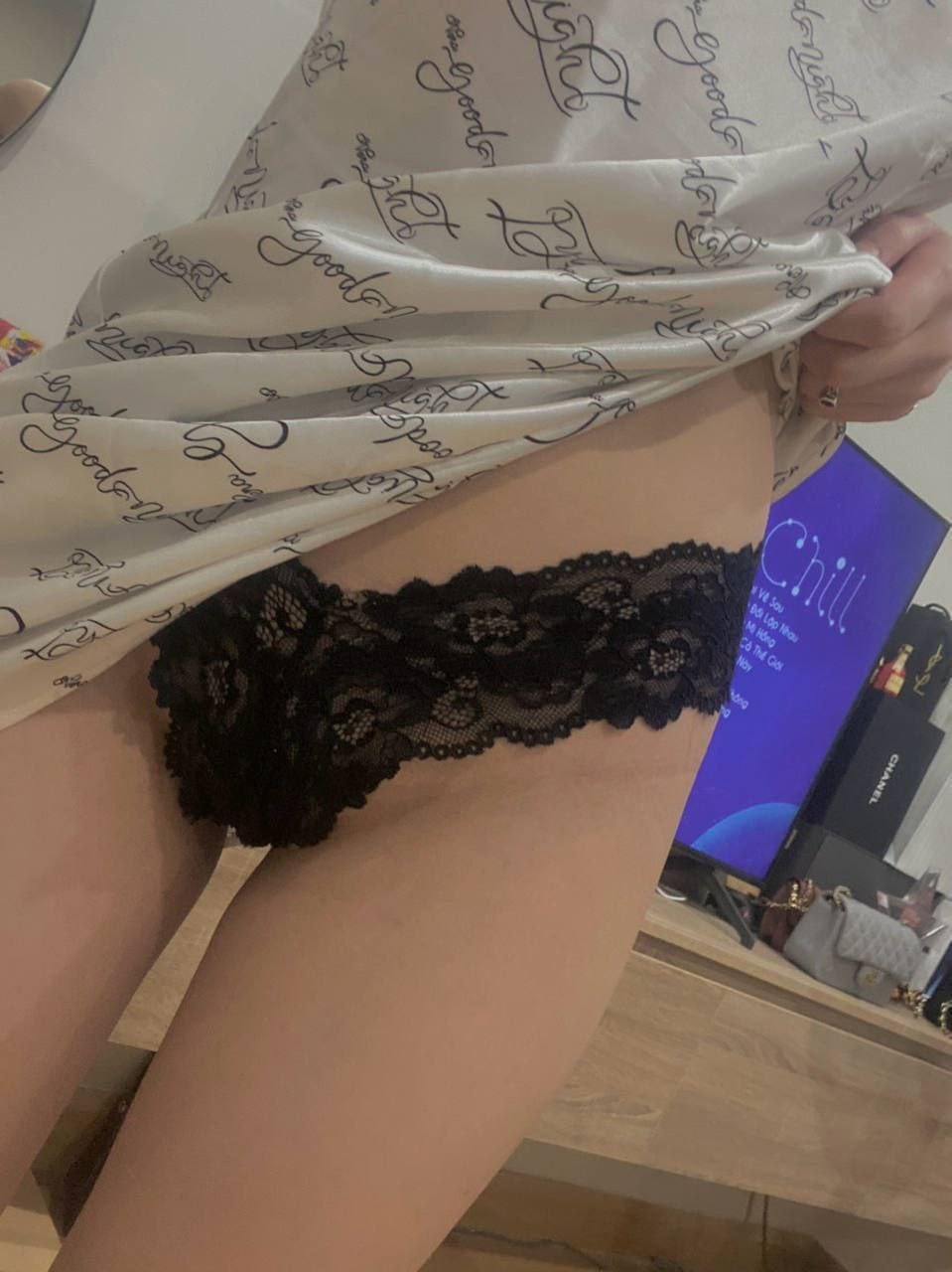Doggy Style Creampie với chị kế trên giường của bố mẹ